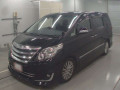2013 Toyota Alphard