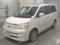 2006 Toyota Noah