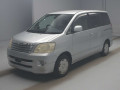 2003 Toyota Noah