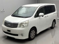 2013 Toyota Noah