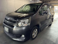 2007 Toyota Noah