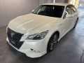 2013 Toyota Crown Hybrid