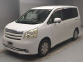 2008 Toyota Noah