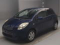 2006 Toyota Vitz