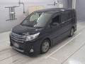2015 Toyota Noah