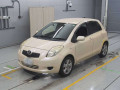 2005 Toyota Vitz