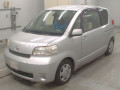 2004 Toyota Porte