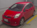 2005 Toyota Vitz