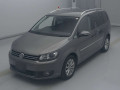 2013 Volkswagen Golf Touran