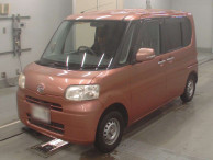 2010 Daihatsu Tanto