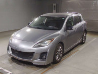 2013 Mazda Axela Sport