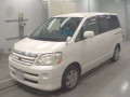 2006 Toyota Noah