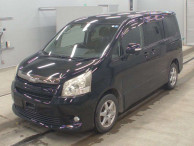 2007 Toyota Noah