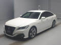 2019 Toyota Crown Hybrid
