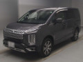 2019 Mitsubishi Delica D5