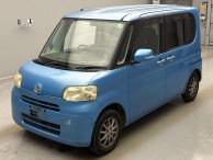 2010 Daihatsu Tanto