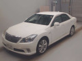 2011 Toyota Crown Hybrid