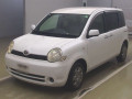 2005 Toyota Sienta
