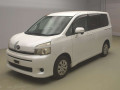 2010 Toyota Voxy