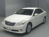 2011 Toyota Crown