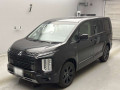 2025 Mitsubishi Delica D5