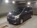 2008 Toyota Noah
