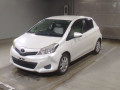 2013 Toyota Vitz
