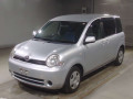 2004 Toyota Sienta