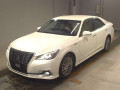 2016 Toyota Crown Hybrid