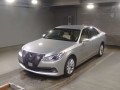 2013 Toyota Crown