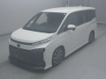 2022 Toyota Voxy