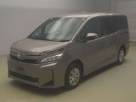 2020 Toyota Voxy