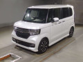 2018 Honda N-BOX CUSTOM