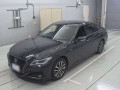 2019 Toyota Crown Hybrid