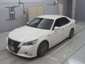 2013 Toyota Crown Hybrid