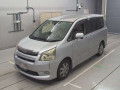2008 Toyota Noah