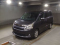 2008 Toyota Noah