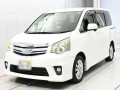 2011 Toyota Noah