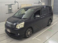 2013 Toyota Noah