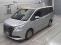 2015 Toyota Noah