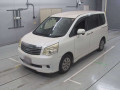 2011 Toyota Noah