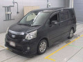 2010 Toyota Noah