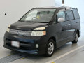 2006 Toyota Voxy