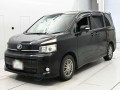 2011 Toyota Voxy