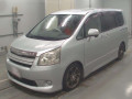 2009 Toyota Noah