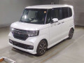 2018 Honda N-BOX CUSTOM