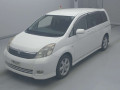 2005 Toyota Isis
