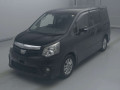 2013 Toyota Noah