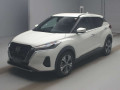 2023 Nissan KIX