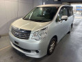 2012 Toyota Noah